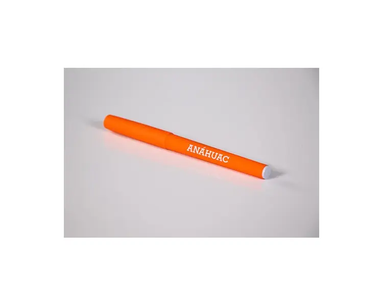 Pluma naranja